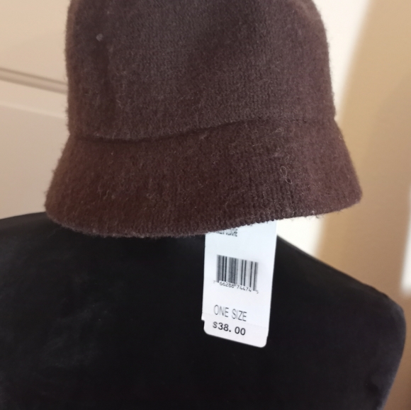 NWT August Buckles Cloche Hat for Women in Brown - Picture 5 of 5